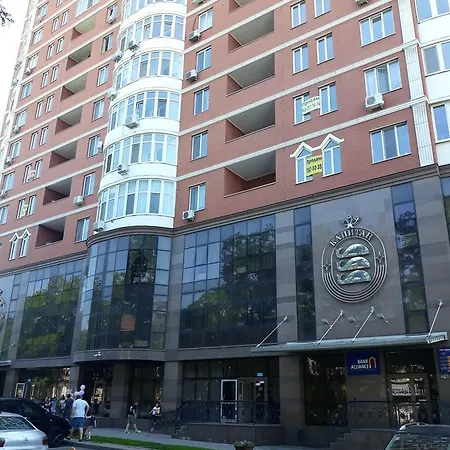 Капитан *